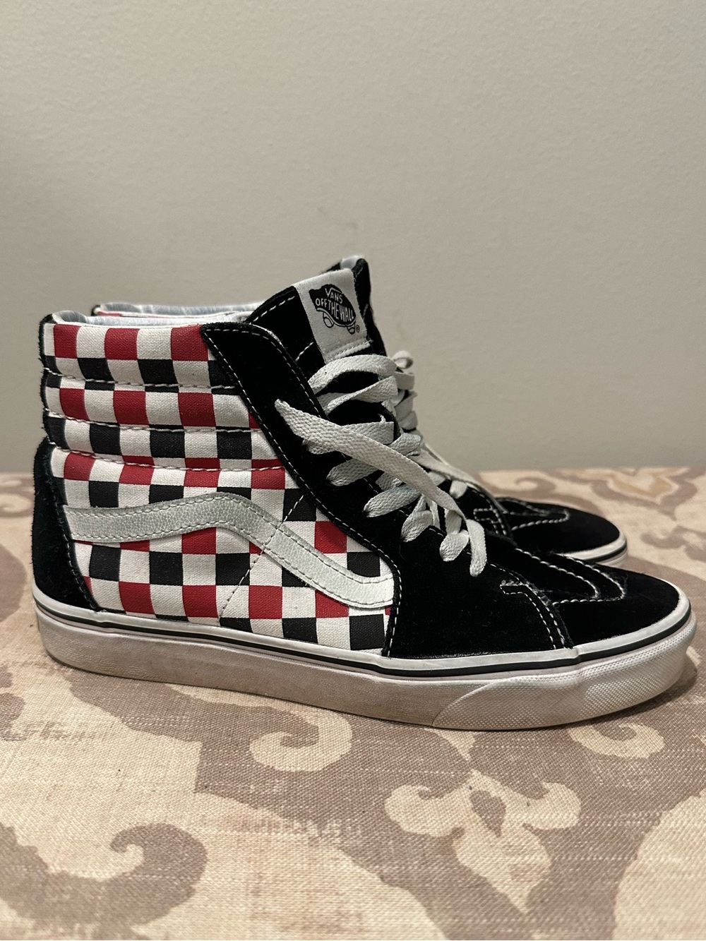 Vans Sk8-Hi Red, White, Black Checkered Shoes size M7/W8.5